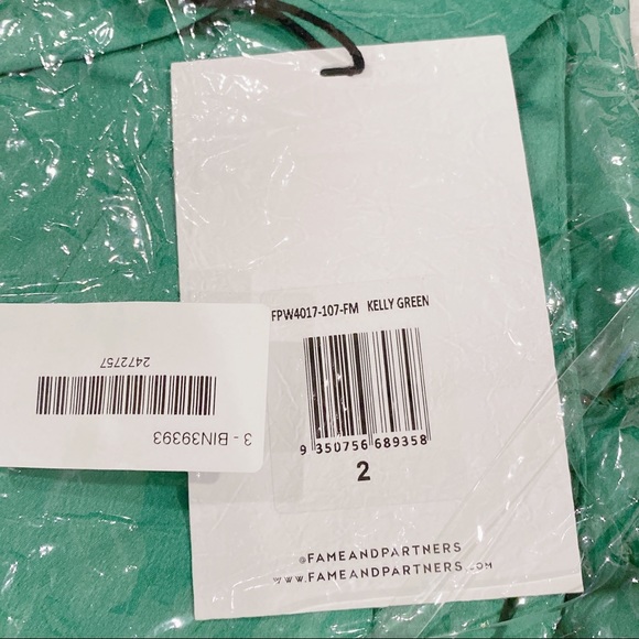 Fame and Partners Choker Plunge Neck Satin Dree Dress Kelly Green Size US2 - Picture 7 of 12